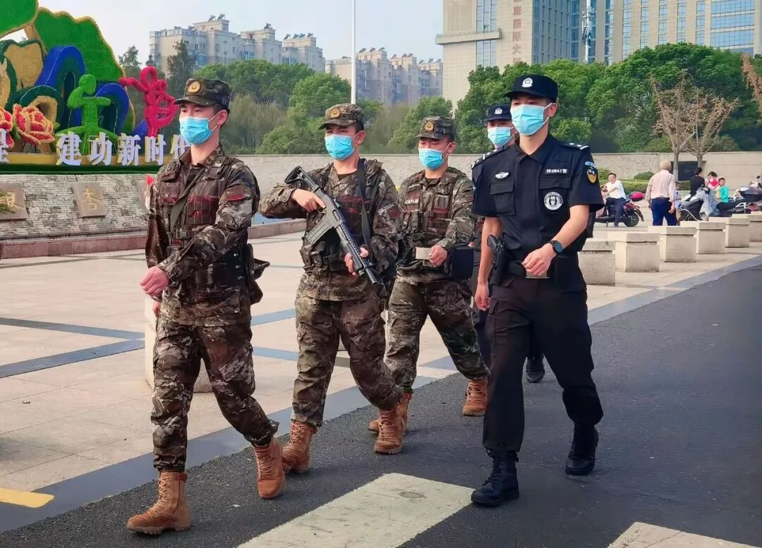 红色铸魂 三轮驱动 ——泰兴巡特警淬炼平安尖刀